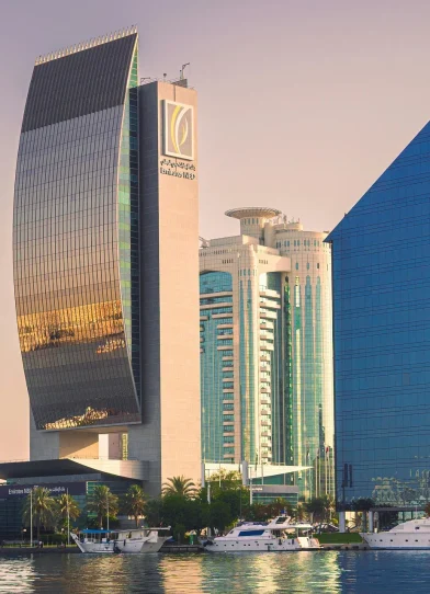 modern-skyscrapers-at-sunset-in-dubai